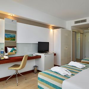 Standard Zimmer mit Kingsize-Bett